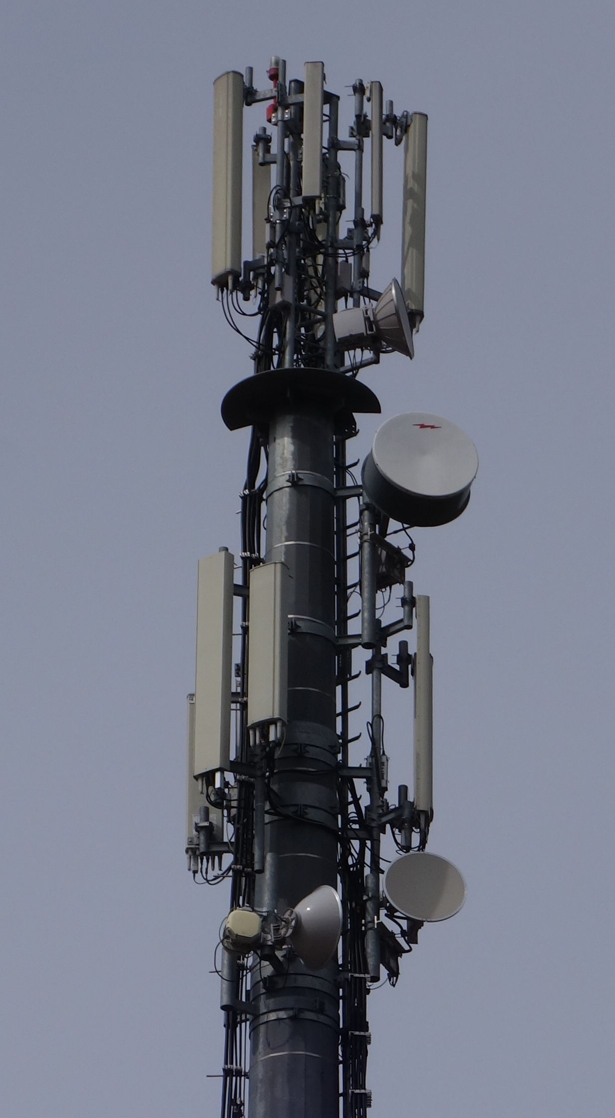 Die Antennen von Tre, Wind und Vodafone im April 2019