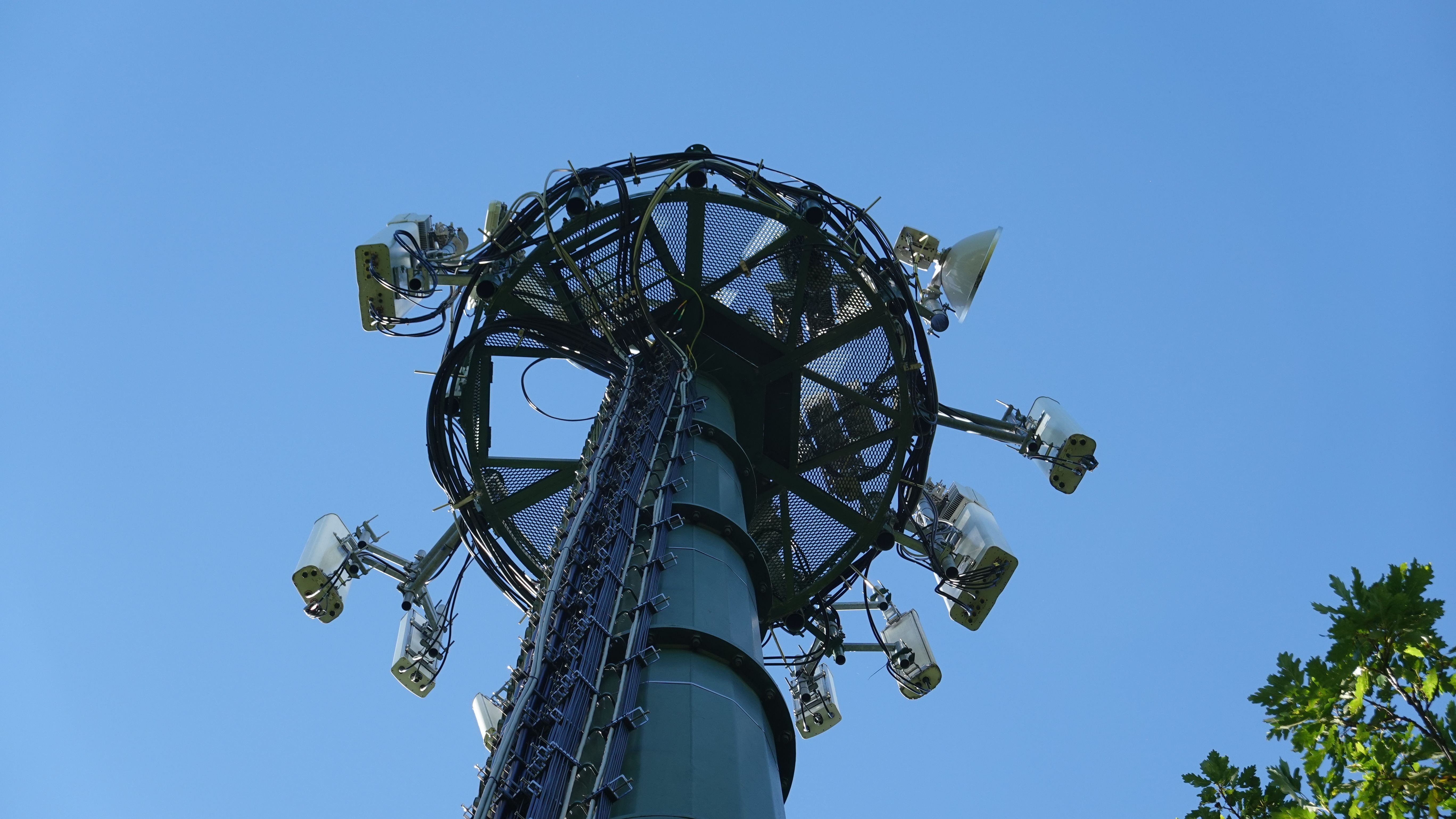 Die Antennen im Oktober 2025