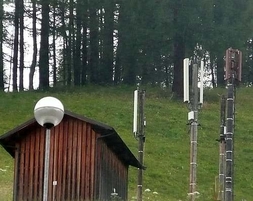 Die Antennen von Tre und Vodafone im Juli 2013