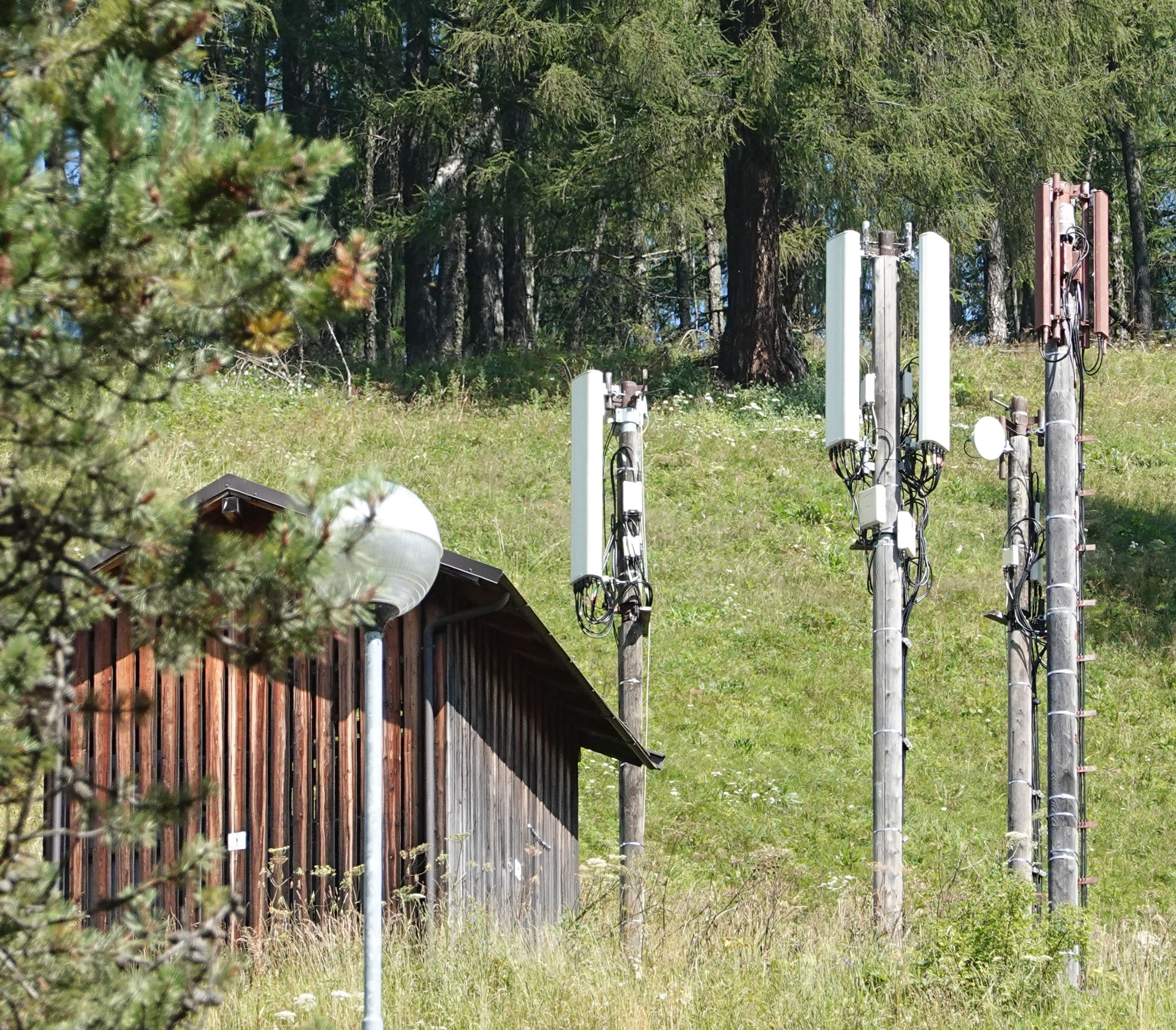 Die Antennen im August 2020. Ex Tre ist noch nicht abgebaut.