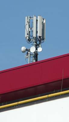 Die Antennen von Vodafone und Tim