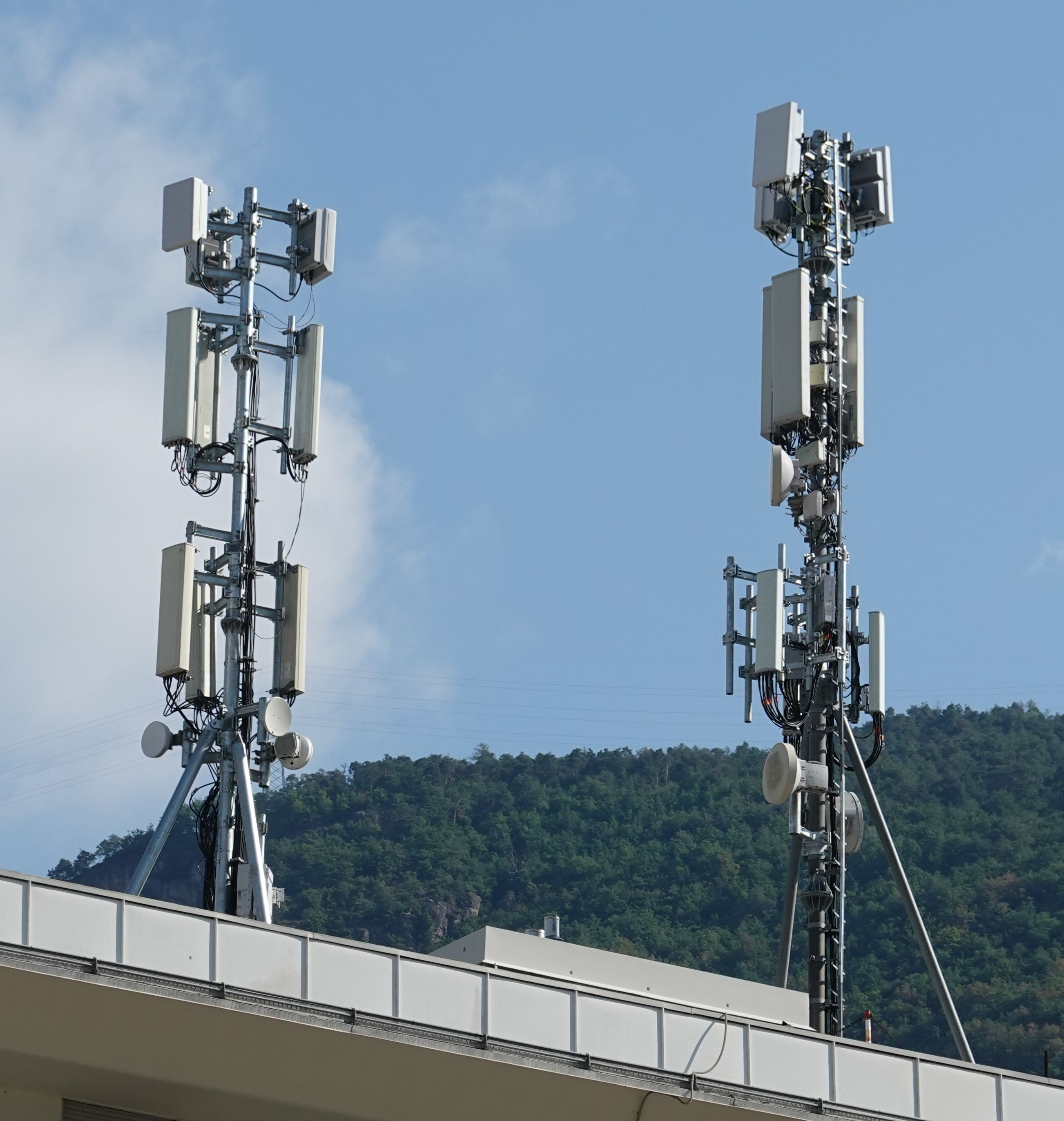 Die Antennen im August 2022. Tim mit den 5G-Antennen.