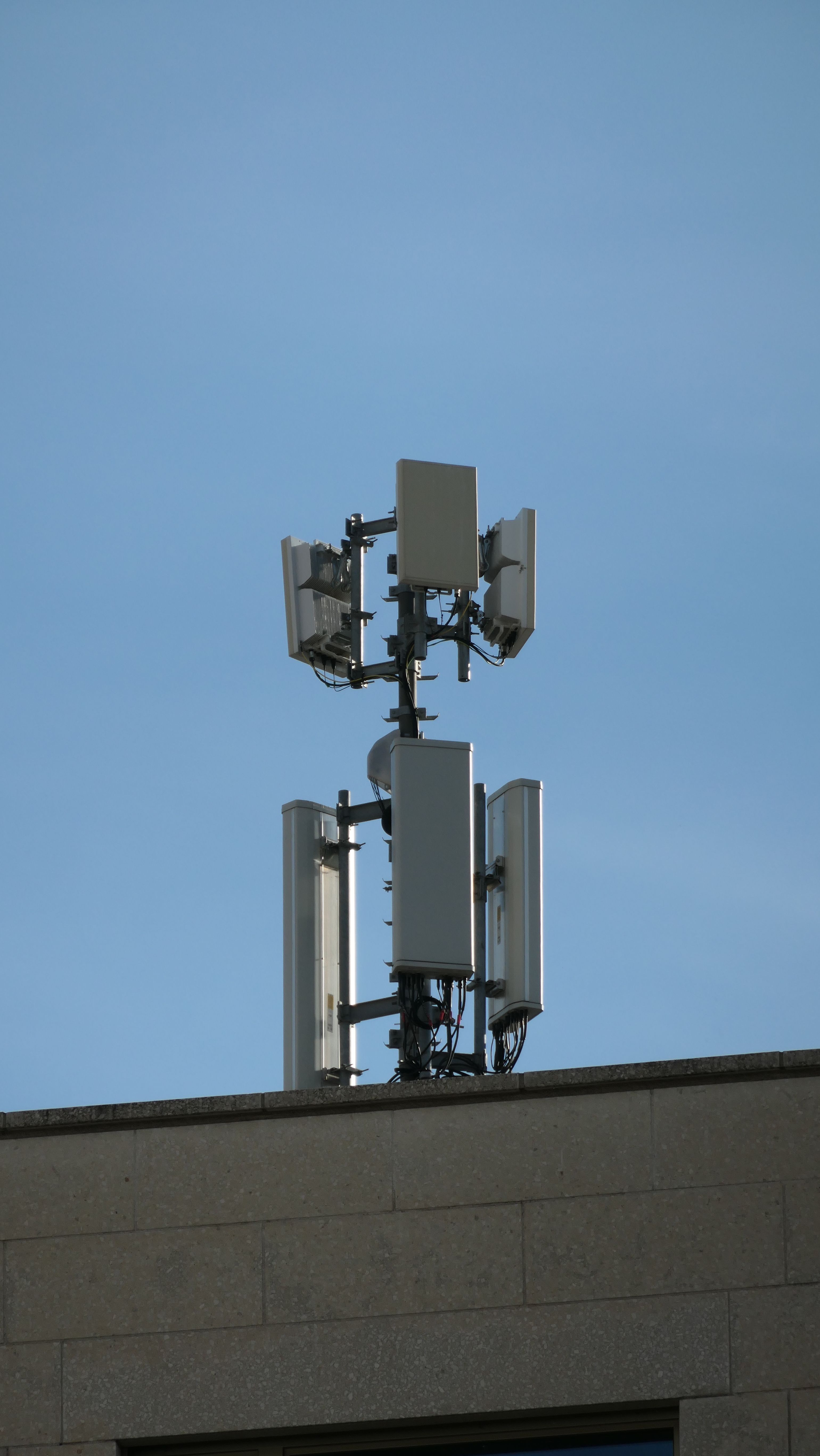 Die Antennen von Zefironet im Oktober 2026