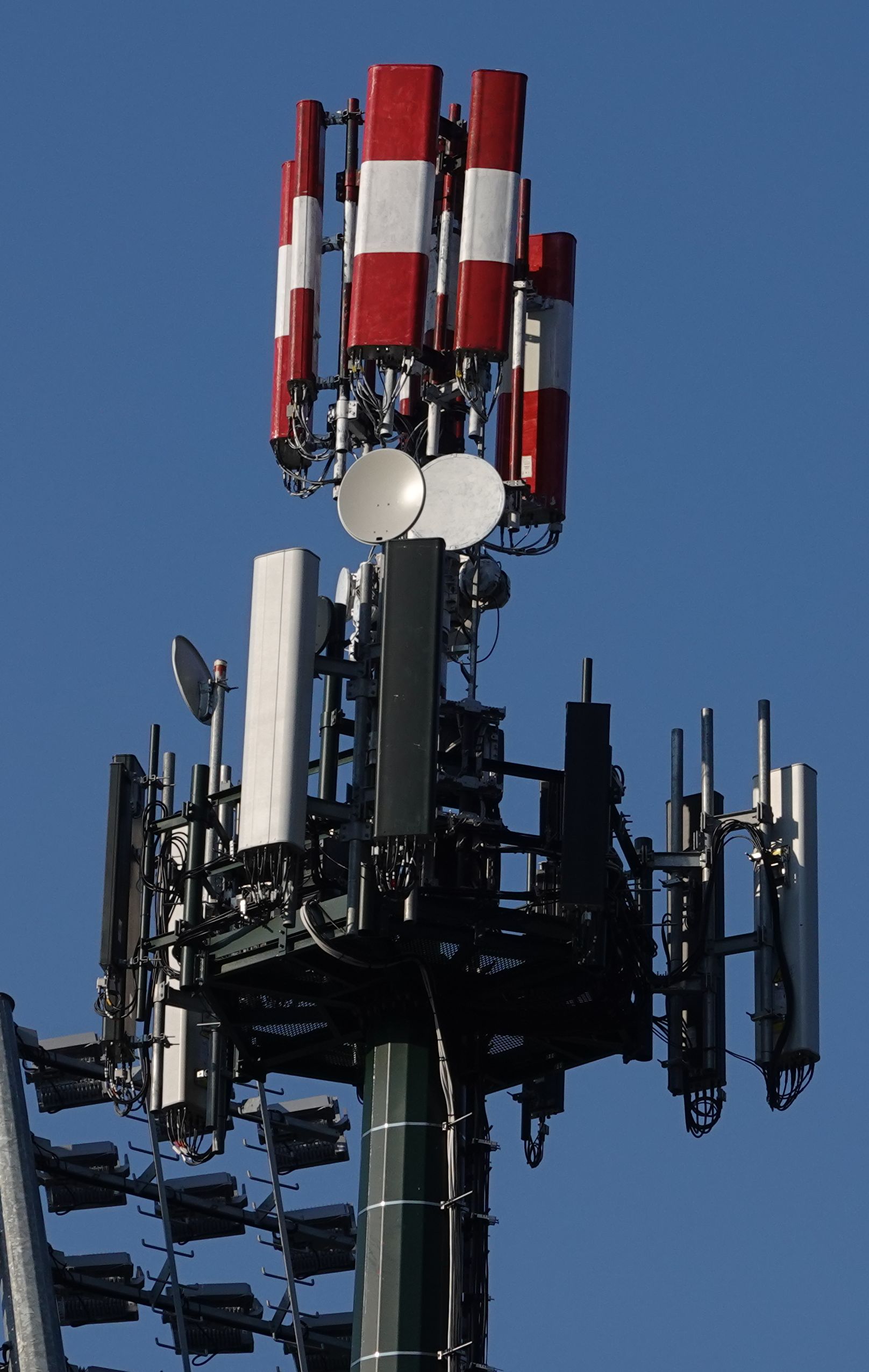 Die Anlage mit den Antennen von Iliad im September 2021