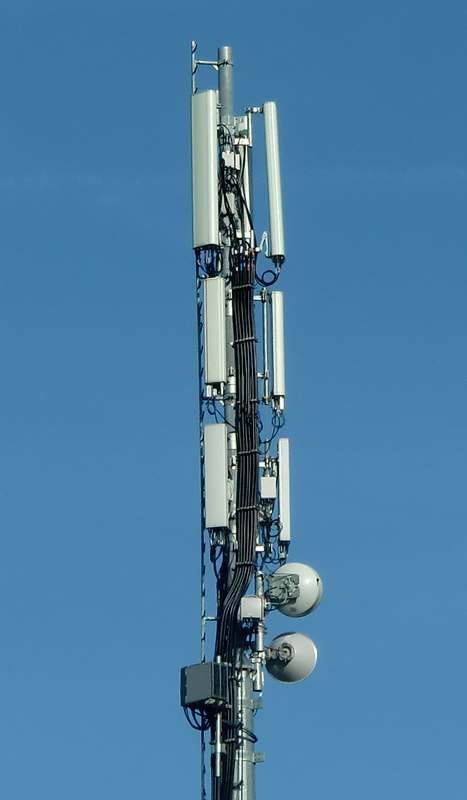 Die Anlage mit den Antennen von Vodafone im November 2014