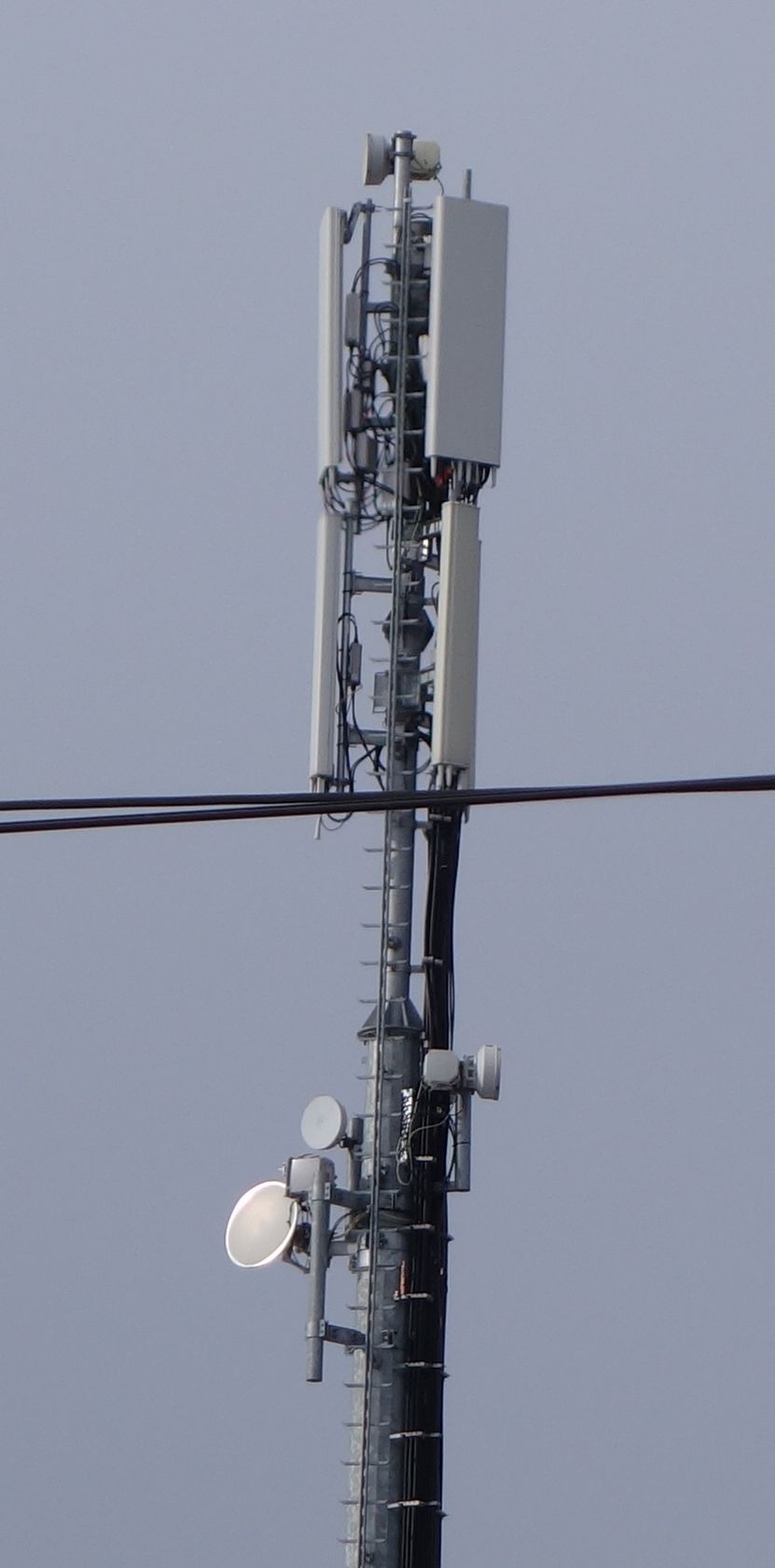 Die Anlage mit den Antennen für LTE im Feb. 15