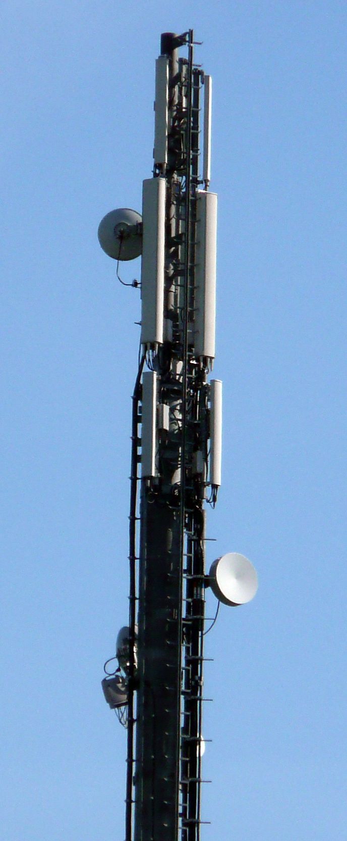 Vodafone mit H3G und Tim im Juni 2010