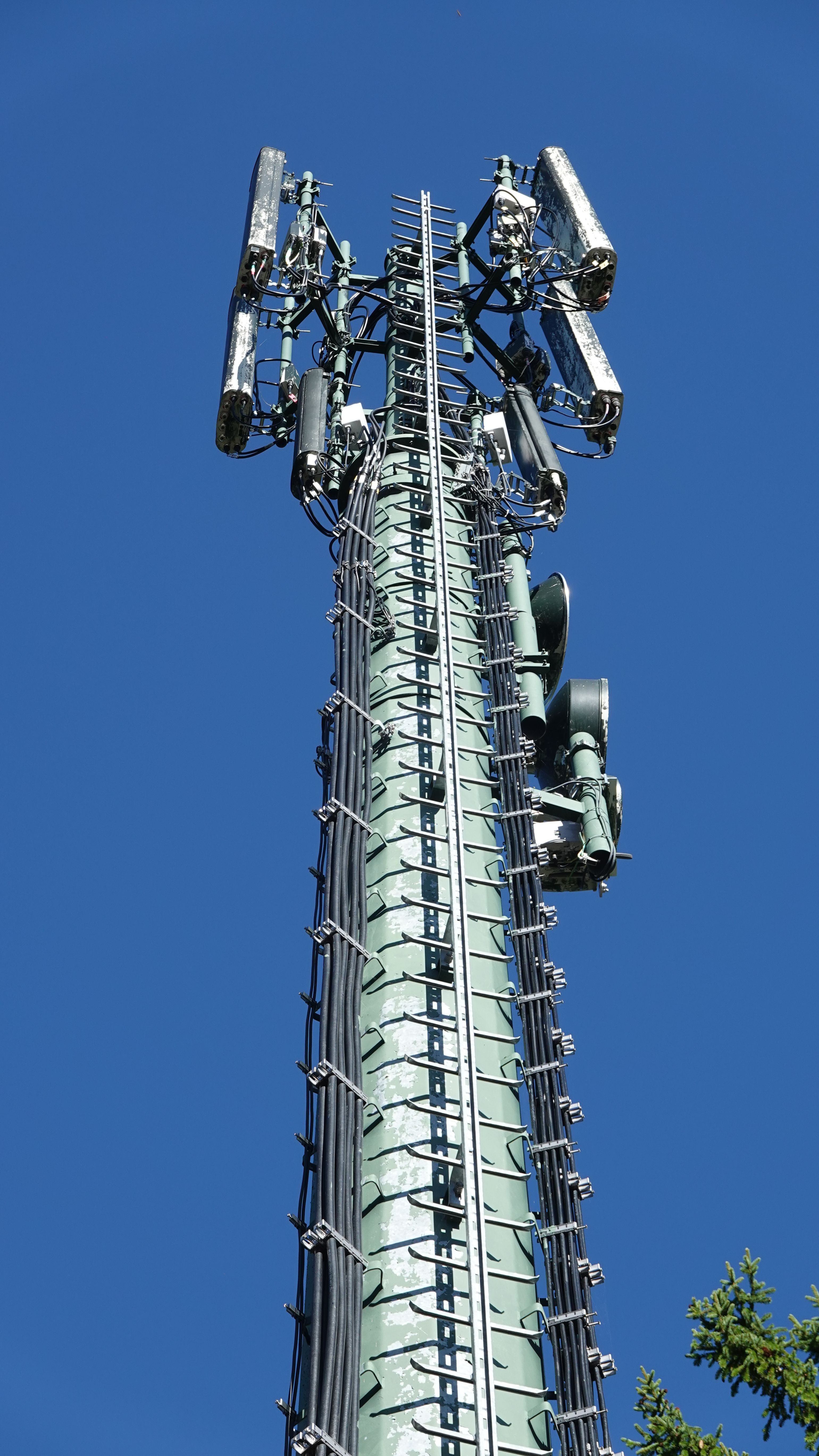 Die Antennen von Süden im September 2025