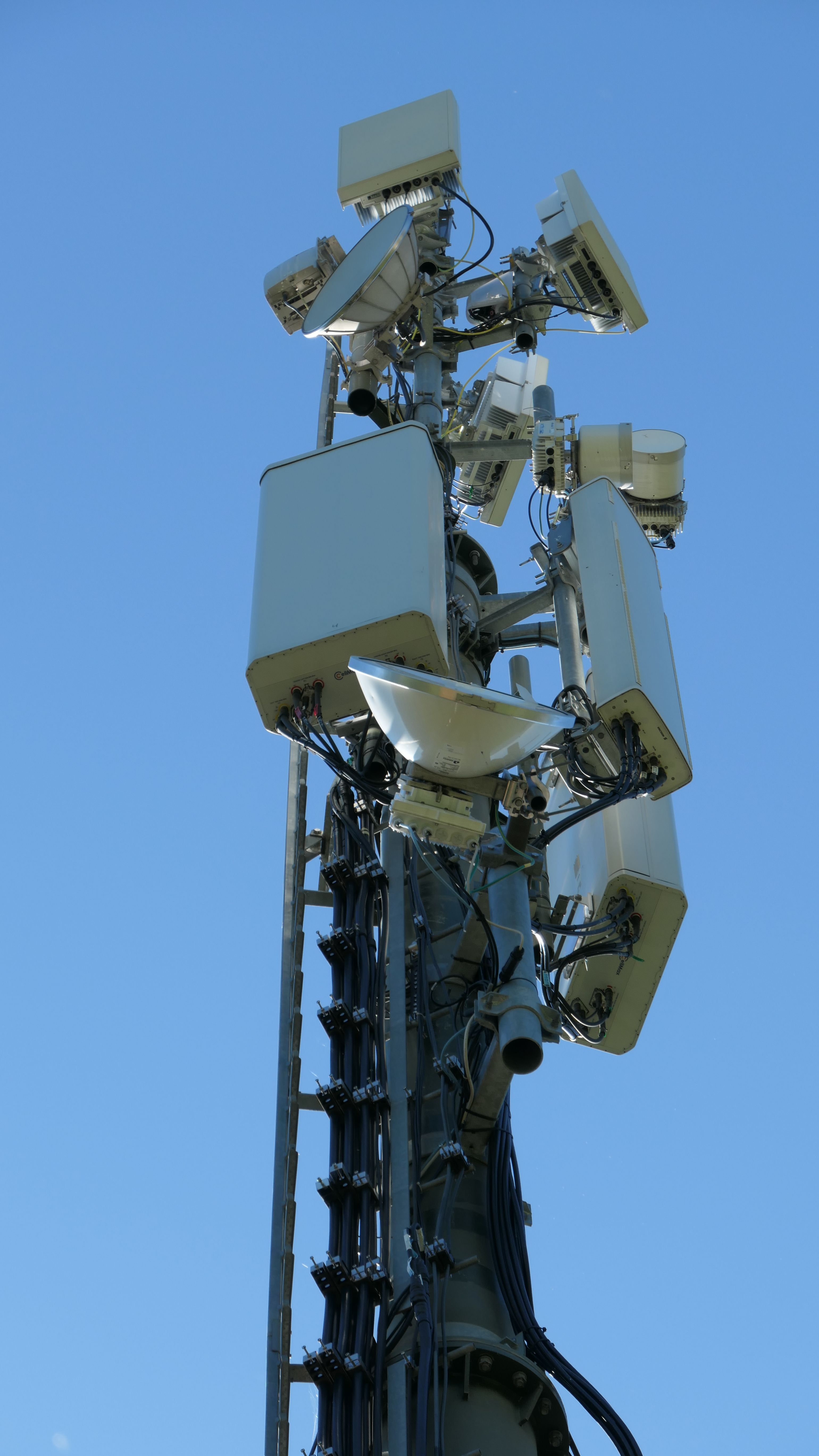 Die Antennen im September 2026 von Norden aus gesehen