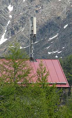 Die Antennen auf dem Hotel Schönblick
