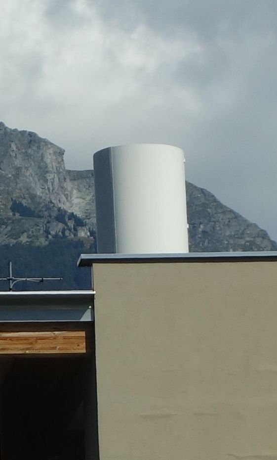 Die eingehausten Antennen im September 2019