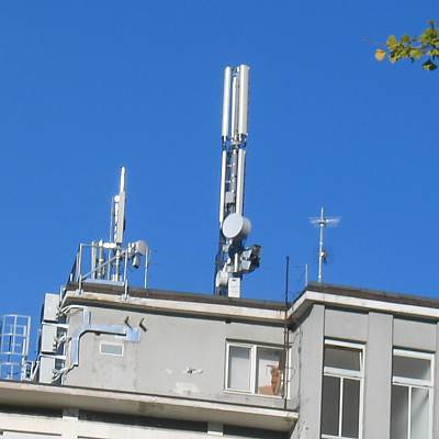 Tre un Vodafone im November 2004