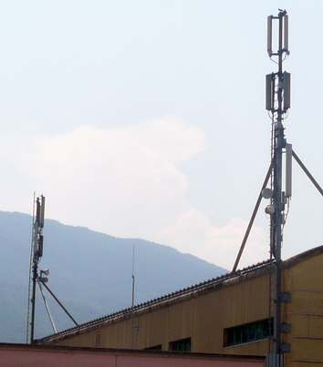 Die Antennen von Tim und Vodafone im Juni 2013