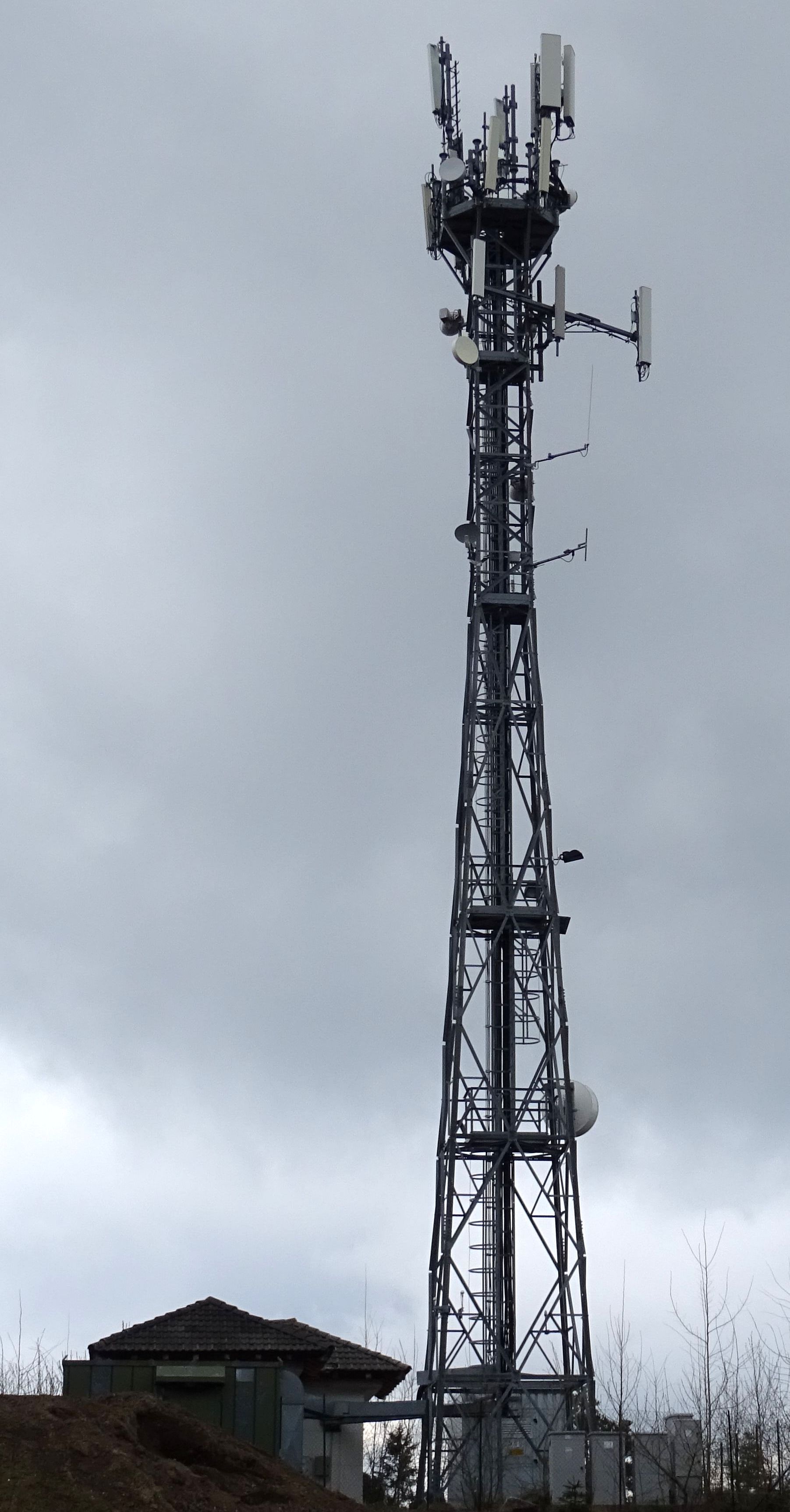 Die Antennen im Mai 2021. Foto Daniel Z.