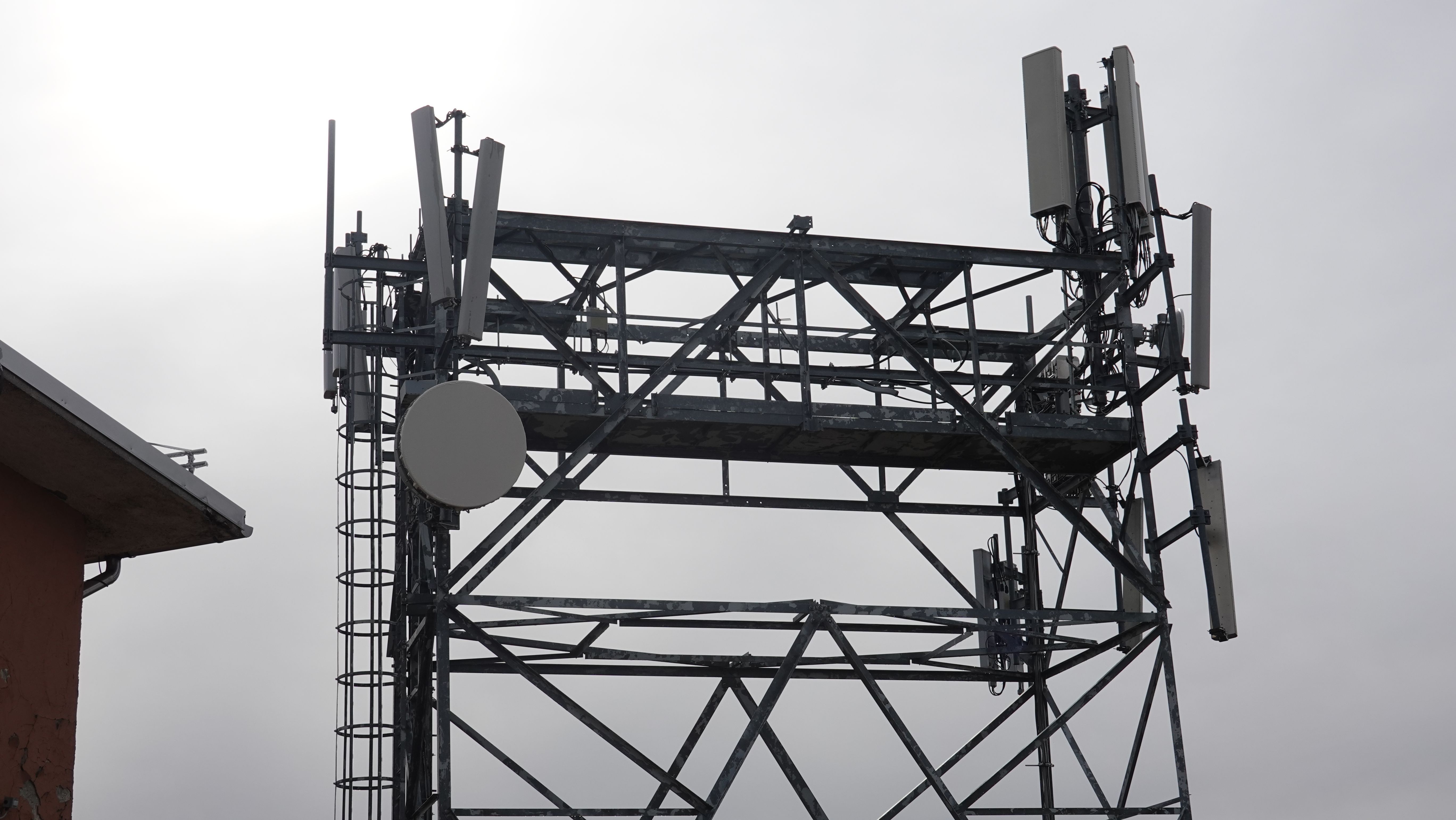 Die Antennen in Richtung Norden im Oktober 2025