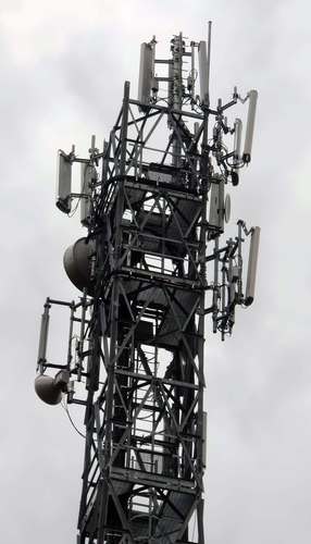 Die Anlage auch mit den Antennen von Wind seit Dezember 2013.