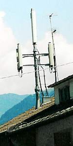 Die Antennen von Tim und Vodafone