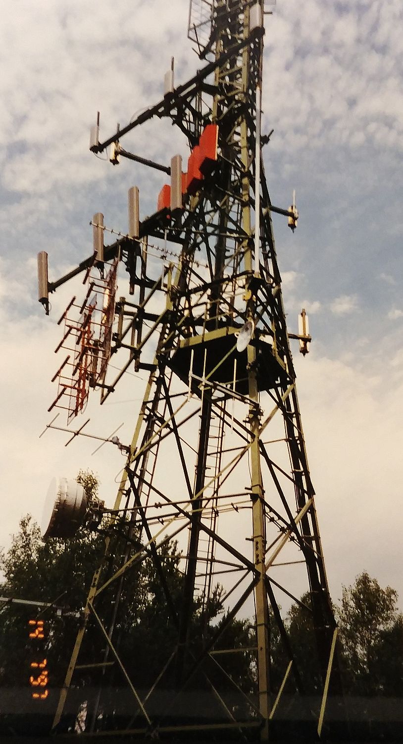 Die Anlage im Juli 1997 mit Tim und Vodafone