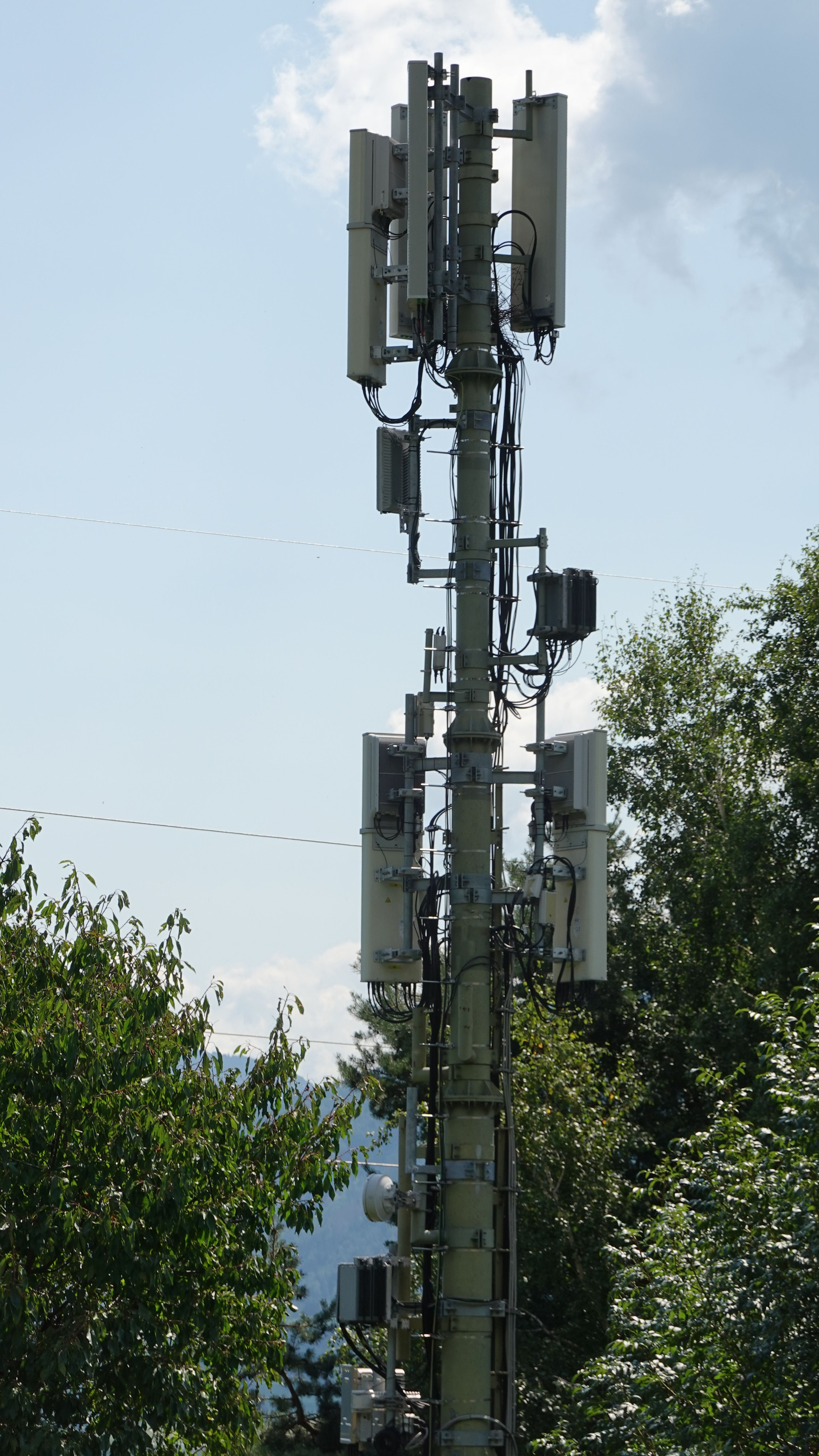 Die Antennen von hinten im August 2025
