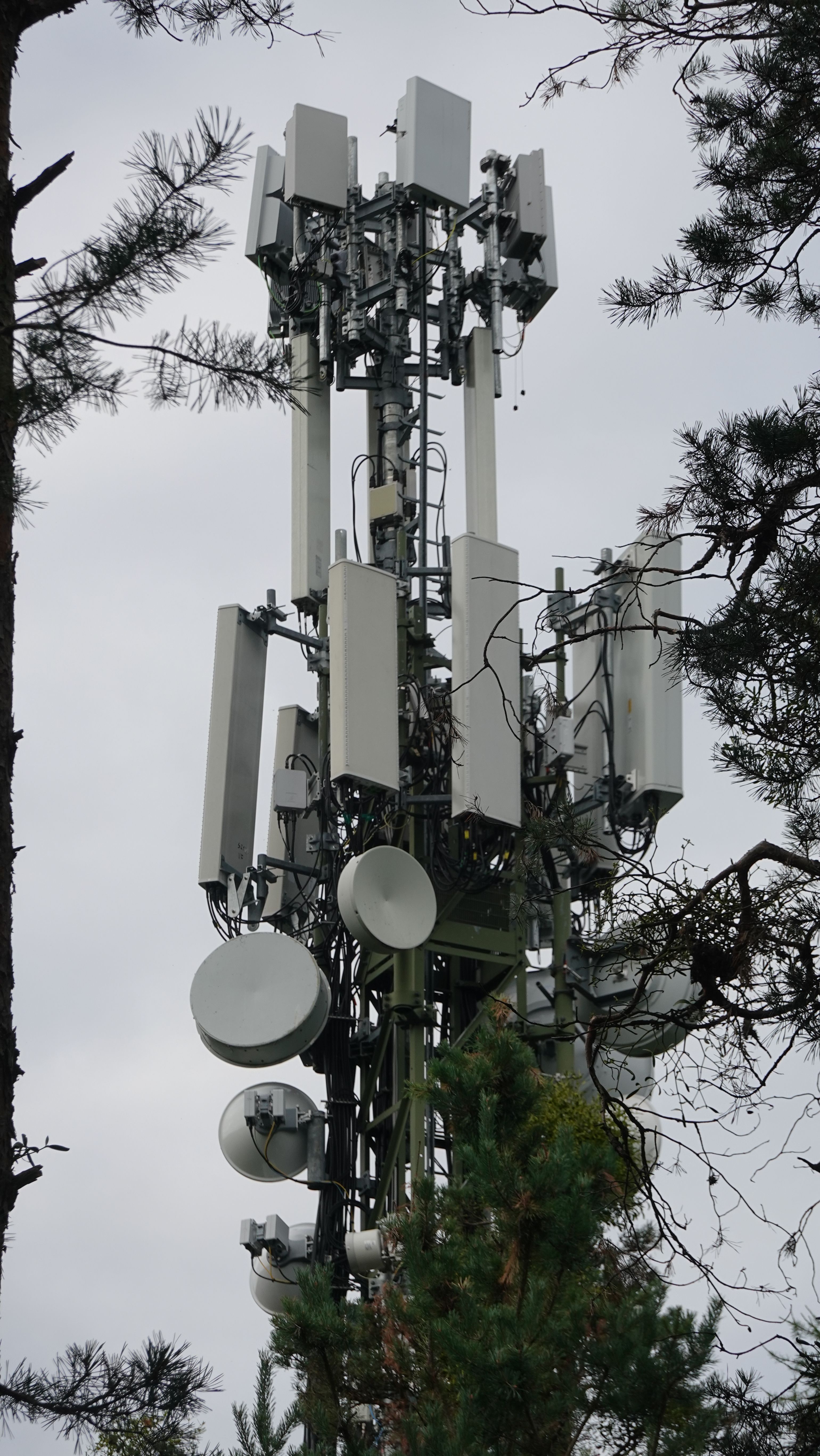 Die Antennen im September von Nordosten gesehen