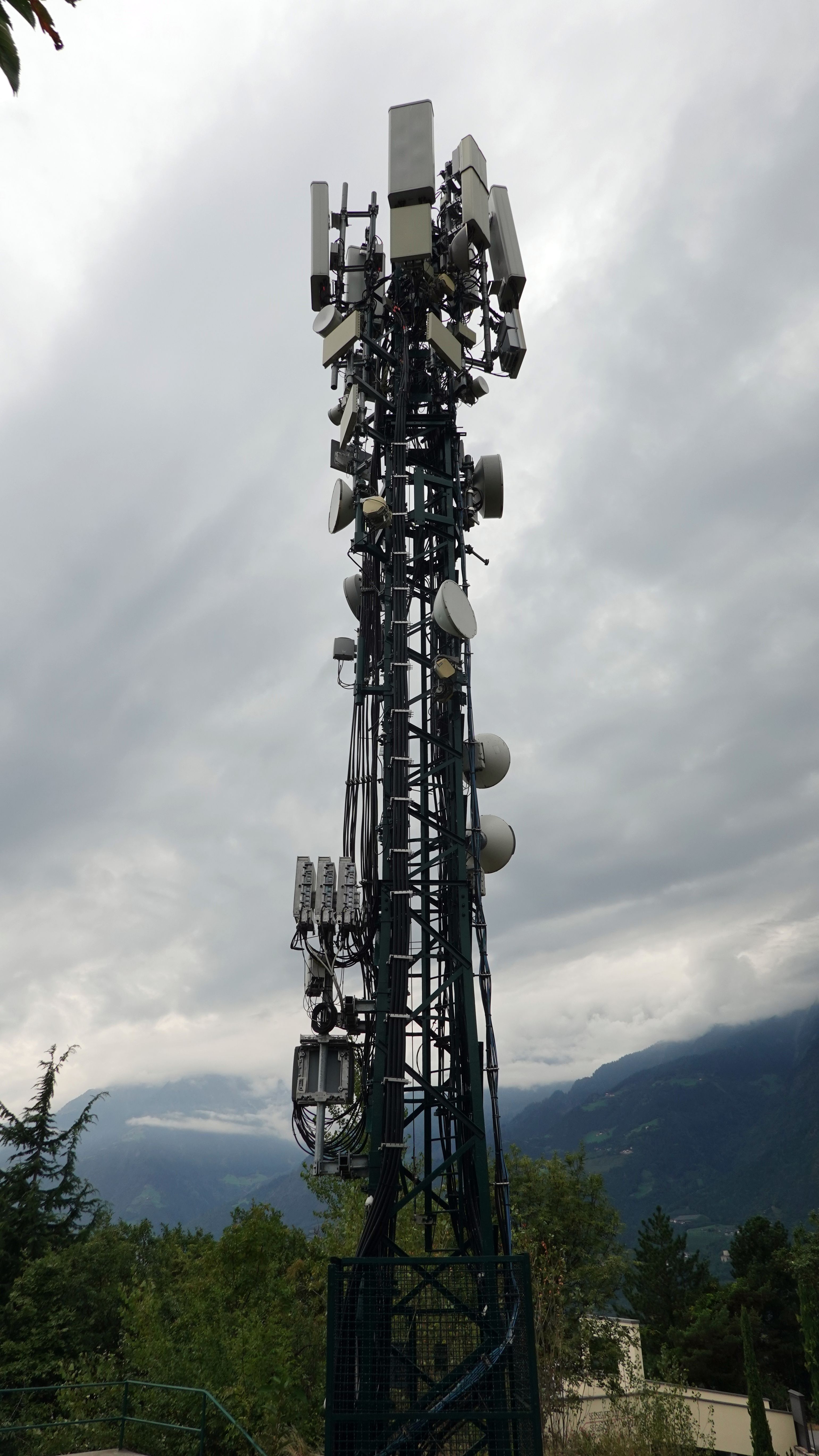 Die Antennen in Richtung Obermais im September 2025