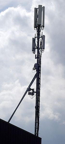Die Antennen von Vodafone und Tim im April 2017