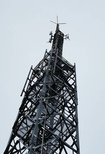 Die Anlage im Dezember 2017: die Antennen von Tim sind schon angebracht.