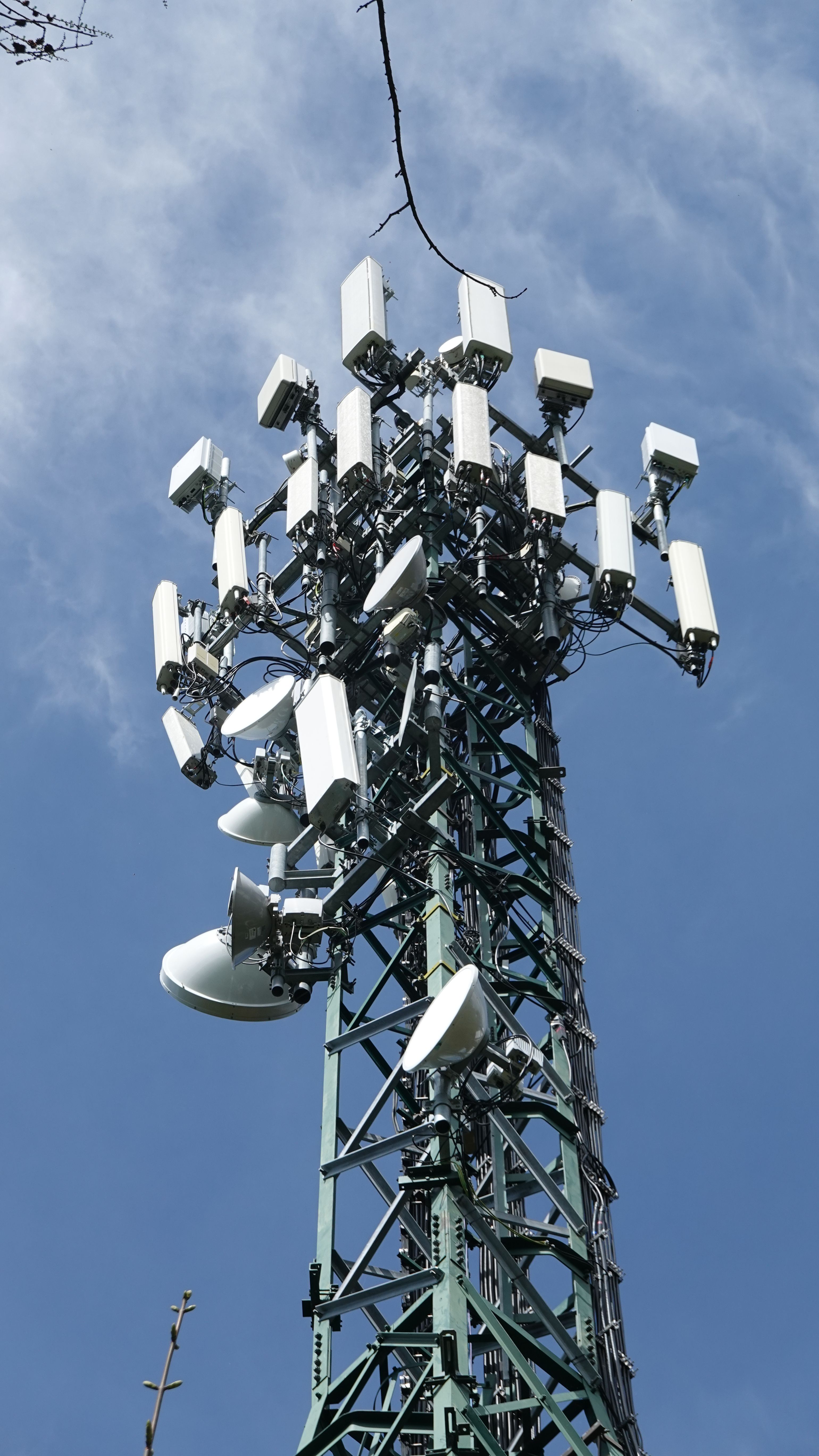 Die Antennen von Süden aus gesehen im April 2026