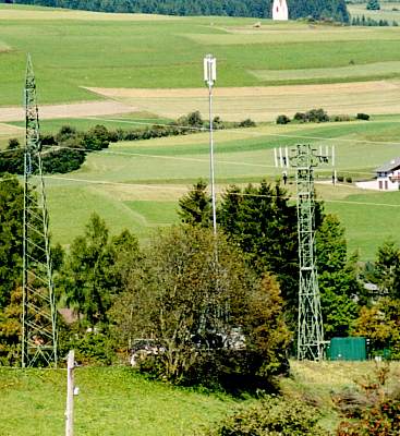 Die prov. Anlage von Wind (links) und Vodafone