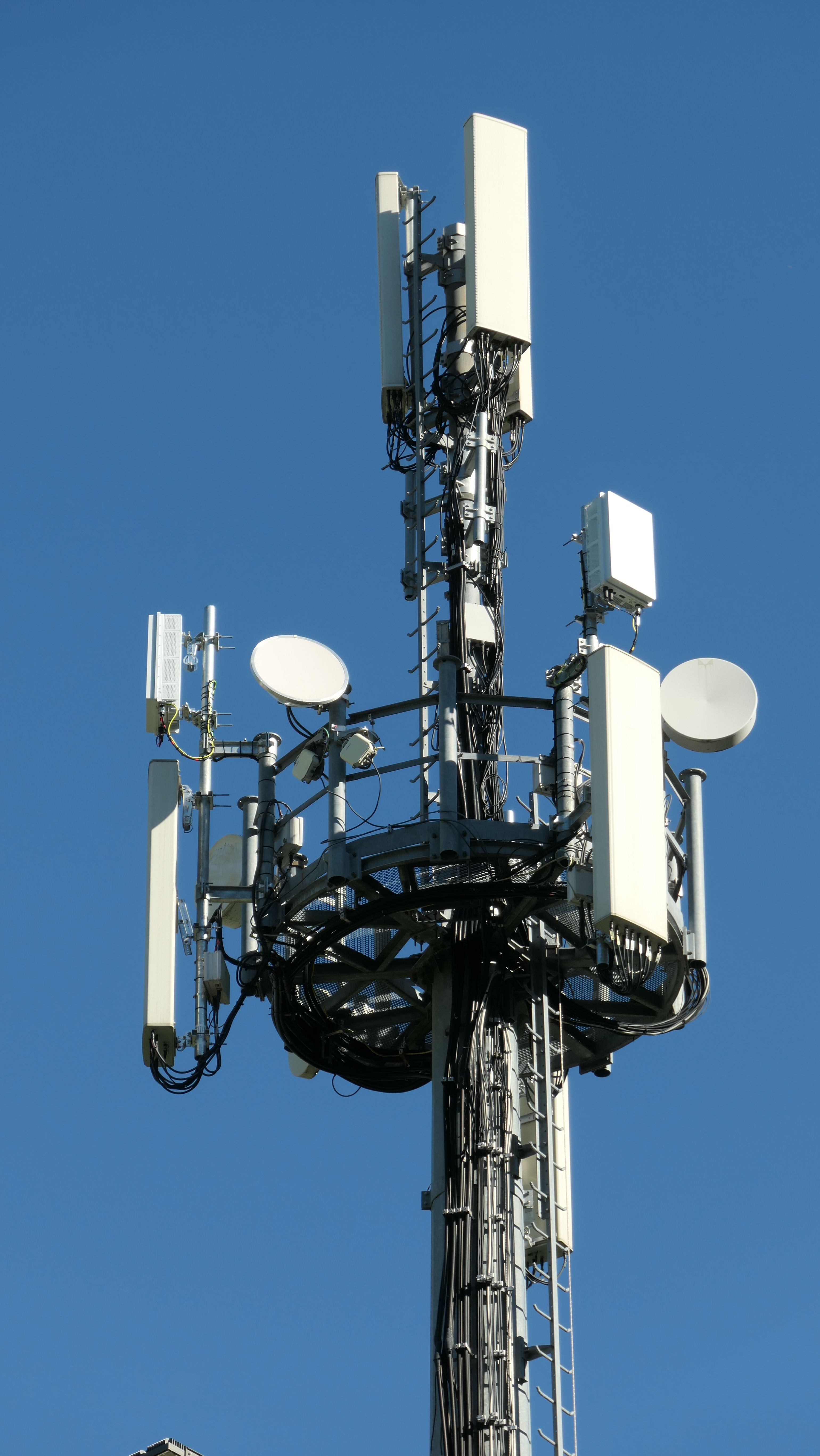 Die Antennen im September 2026. Neu sind die 5G-Antennen von Zefironet.