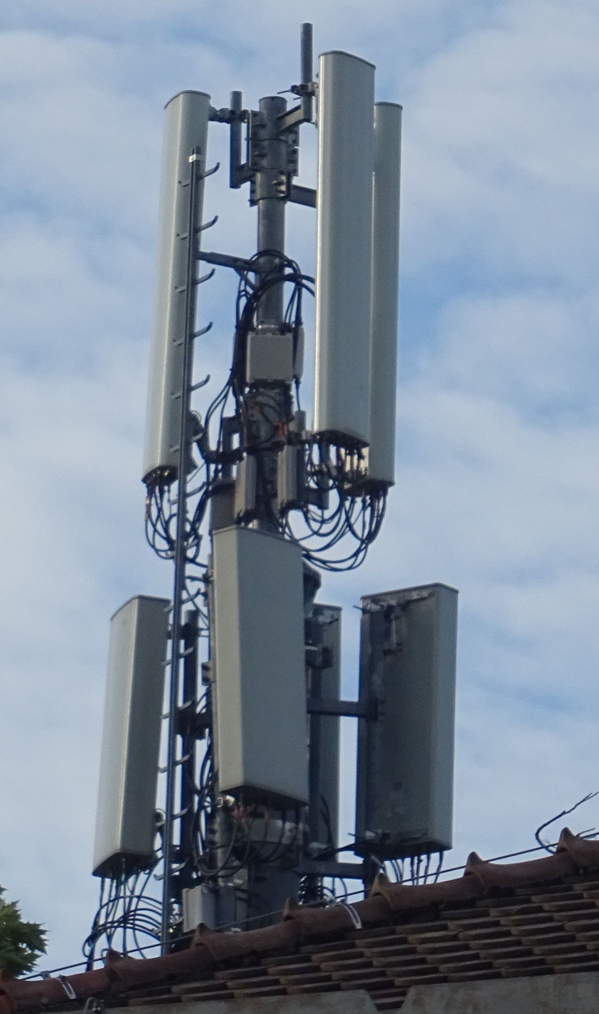 Die Antennen im August 2020. Foto Daniel Z.
